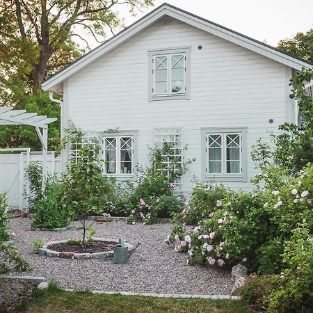 Vallby Cottage Enköping Extérieur photo
